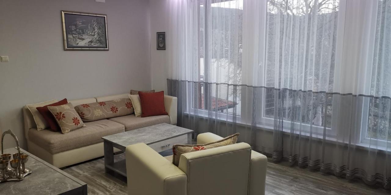 Апартамент При Рени Koprivshtitsa Exterior foto