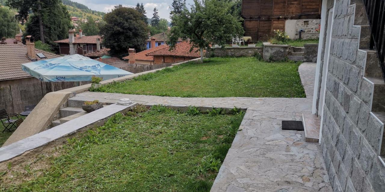 Апартамент При Рени Koprivshtitsa Exterior foto