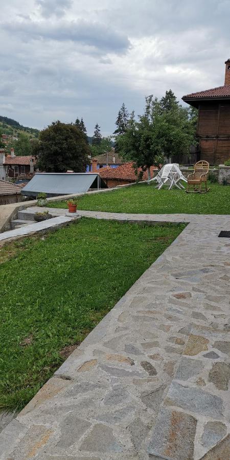 Апартамент При Рени Koprivshtitsa Exterior foto